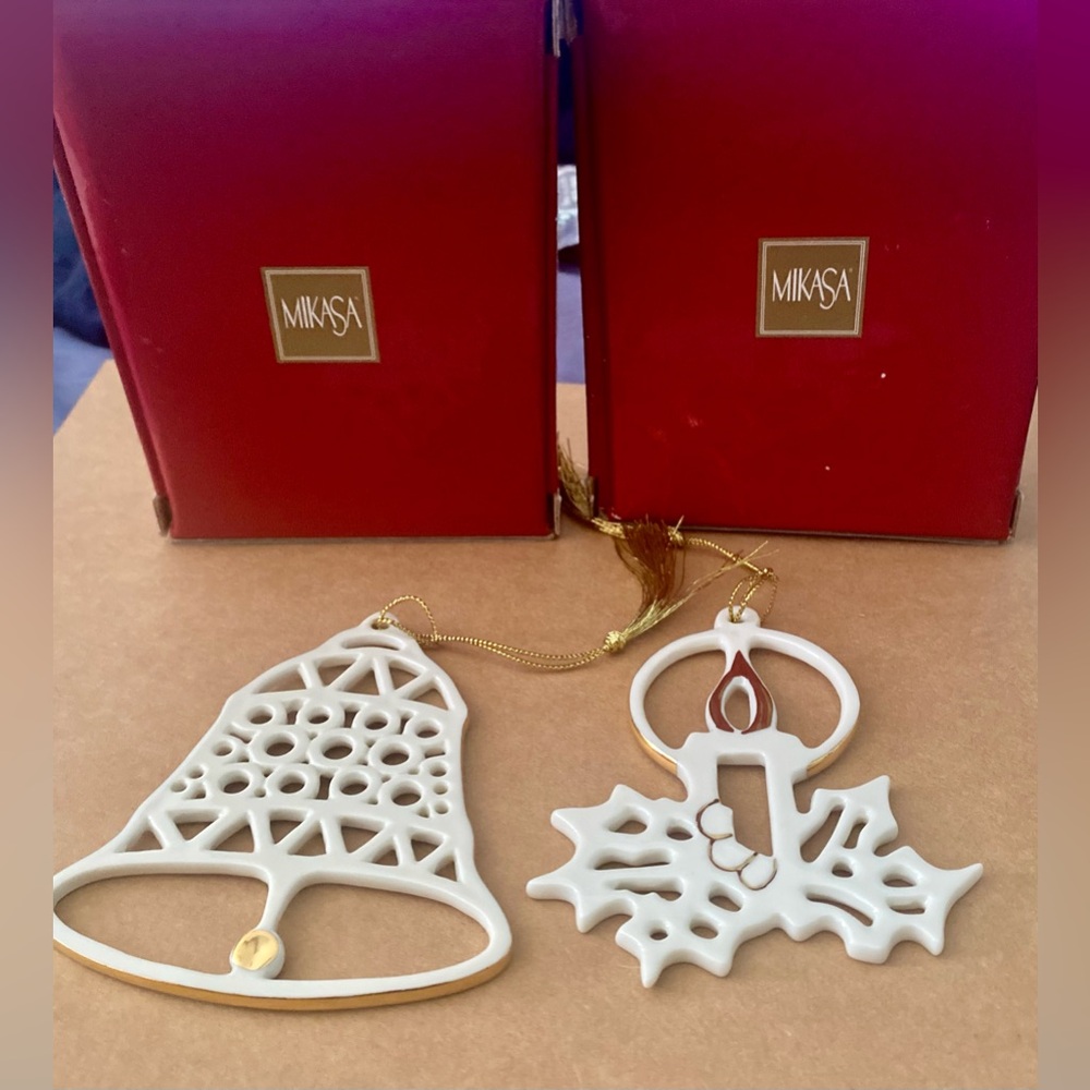 Mikasa Holiday Elegance Porcelain Ornaments (2)🎁